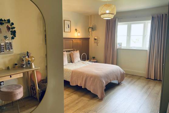 3498W 23 tv commercial location house in West Yorkshire stylish bedroom.JPG