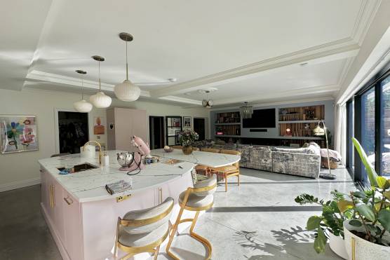 3506M 5 filming location house Super stylish family home in Manchester with large open plan kitchen