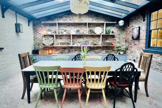 3522N 12 filming location house in North Yorkshire exposed brick dining area.jpeg