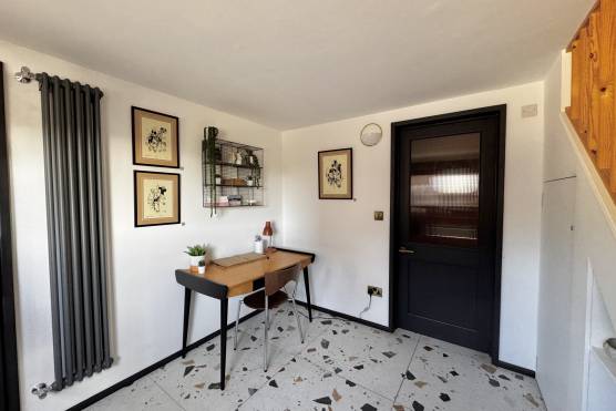 3522N 41 photo shoot location house in North Yorkshire stylish self contained apartment