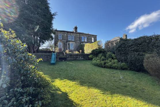 3524W 21 photo shoot location house in West Yorkshire period property garden.jpg