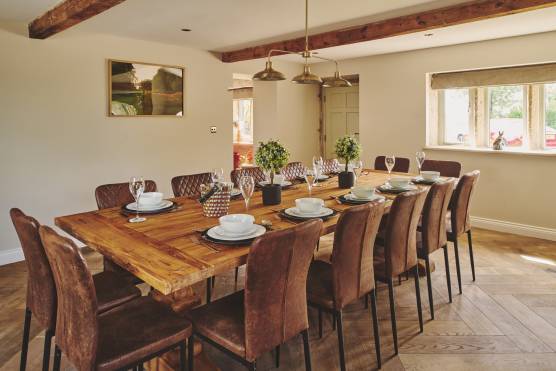 3525M 10 filming location in Manchester period stone property with stunning rural views large dining room