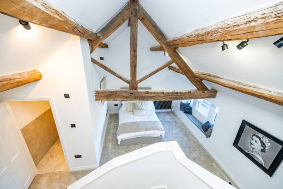 3526S 18 filming location house in South Yorkshire attic bedroom.jpg