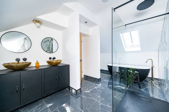 3526S 20 tv commercial location house in South Yorkshire bathroom.jpg
