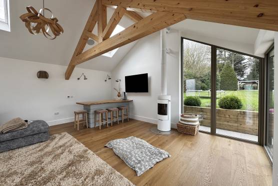 3527N 10 tv commercial location house in North Yorkshire modern living room with exposed beams