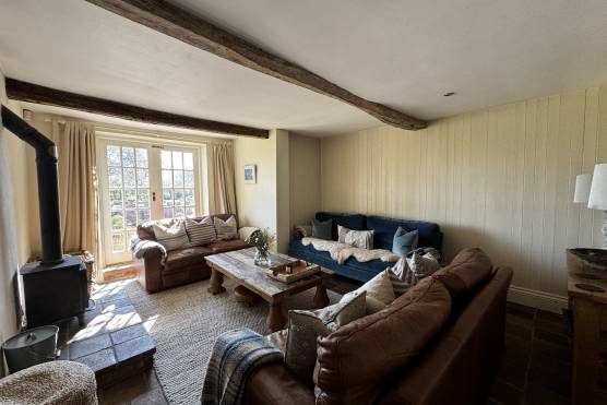 3529C 11 TV shoot location house in Cheshire period property living area.jpg