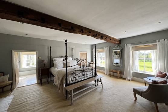 3529C 14 tv commercial location house in Cheshire period property bedroom.jpg