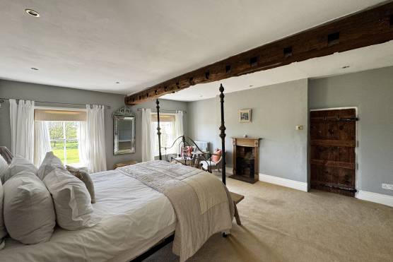 3529C 15 tv shoot location house in Cheshire period property bedroom.jpg