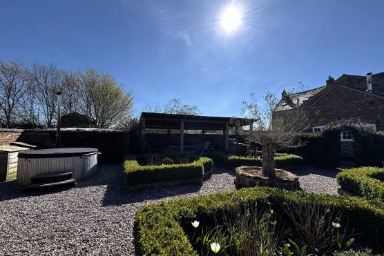 3529C 35 tv shoot location house in Cheshire period property garden