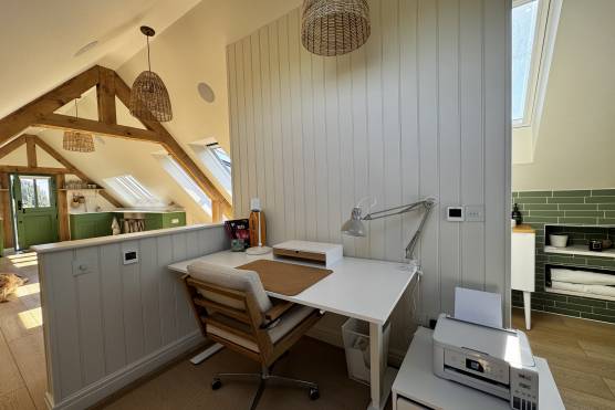 3530C 19 tv commercial location house in Cheshire with stylish living area roof extension
