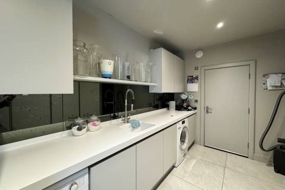 3531V 30 tv commercial location house in Merseyside utility area.jpg