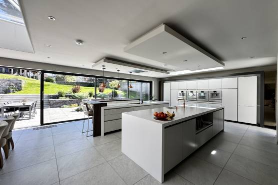 3531V 8 tv commercial location house in Merseyside modern open plan kitchen.jpg