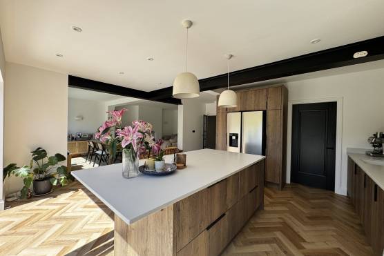 3535C 6 photo shoot location house in Cheshire stylish open plan kitchen with kitchen island.jpg