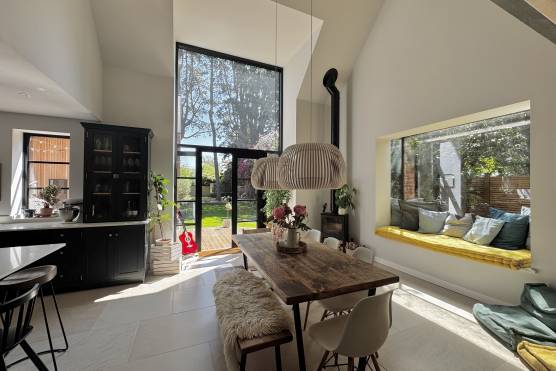 3533C 10 photo shoot location house in Cheshire modern open plan dining area.jpg