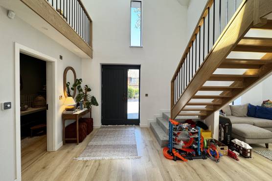 3533C 15 photo shoot location house in Cheshire staircase.jpg