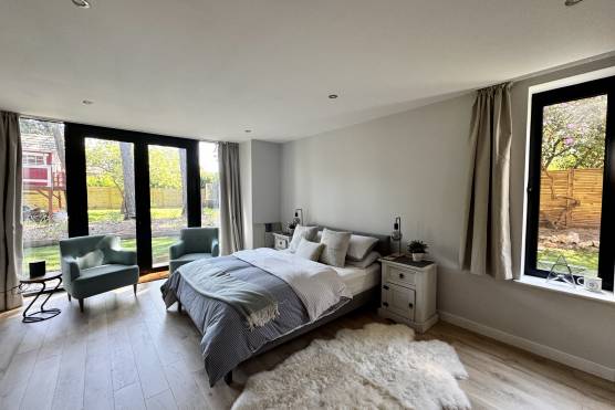 3533C-23-tv-commercial-location-house-in-Cheshire-bedroom.jpg