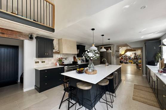 3533C 4 tv commercial location house in Cheshire open pla kitchen.jpg