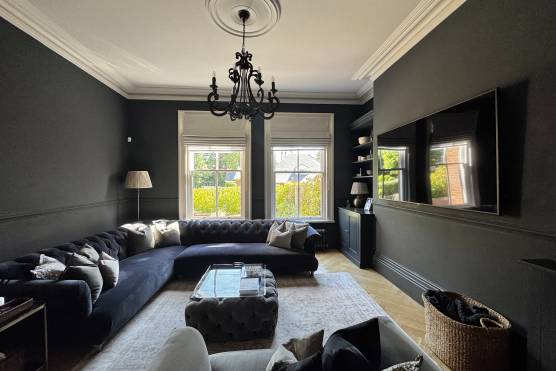 3534M 20 photo shoot location house in Manchester stylish living room.jpg