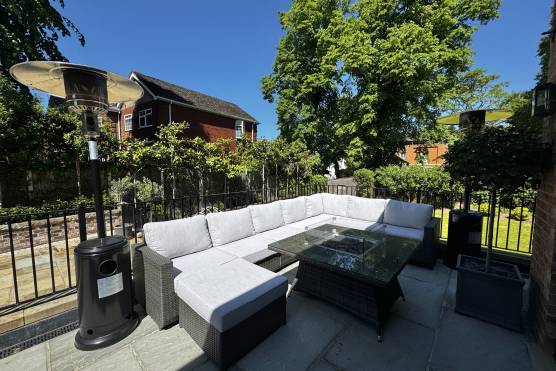 3534M 57 filming location house in Manchester garden.jpg