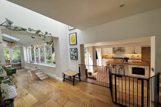 3537W 12 tv shoot location house in West Yorkshire Period property family home with large playroom