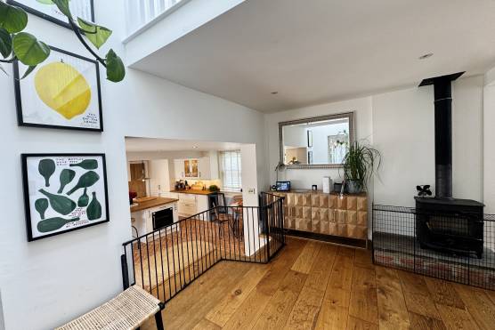 3537W 13 tv drama location house in West Yorkshire Period property family home with large playroom