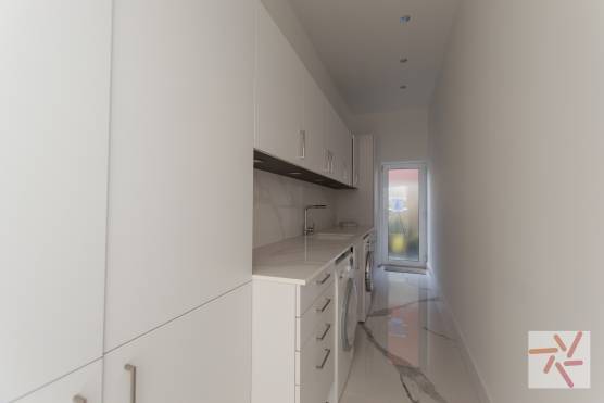 3383V 22 filming location house in Merseyside modern property utility room