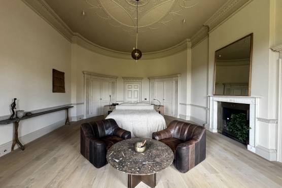 3539W-36-photo-shoot-location-house-in-West-Yorkshire-period-property-elegant-bedroom.jpg