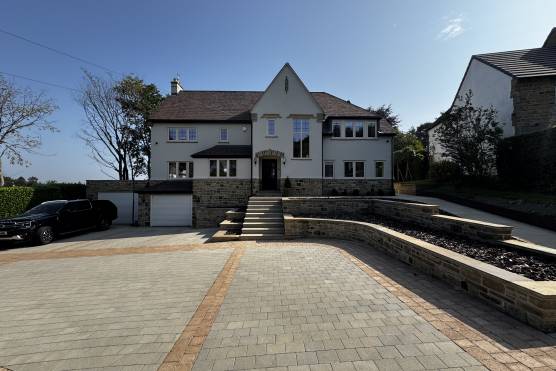 3541W-24-TV-commercial-location-house-in-west-yorkshire-elegant-front-of-house.JPG