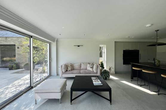 3541W-8-TV-drama-location-house-in-west-yorkshire-modern-living-area.jpg
