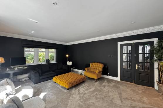 3543W-11-photo-shoot-location-in-West-Yorkshire-stylish-living-area.jpg