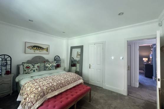 3543W-35-TV-shoot-location-house-in-West-Yorkshire-bedroom.jpg