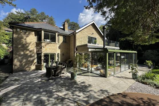 3543W 38 photo shoot location house in West Yorkshire modern family home.jpg