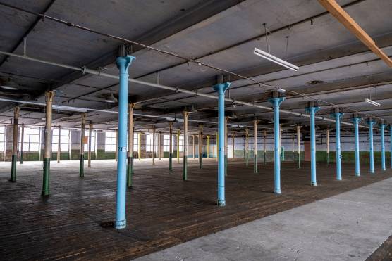 3544M 12 tv commercial location industrial warehouse.jpg