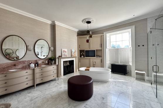 3545W 29 filming location house in West Yorkshire Georgian mansion elegant bathroom.jpg