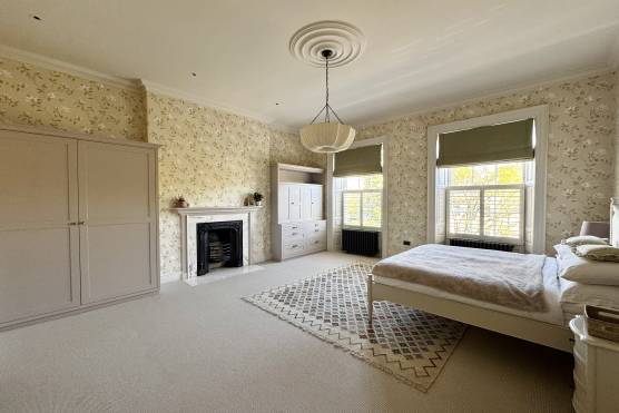 3545W 33 tv shoot location house in West Yorkshire Georgian mansion elegant bedroom.jpg