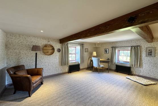3545W 40 tv shoot location house in West Yorkshrie home office.jpg