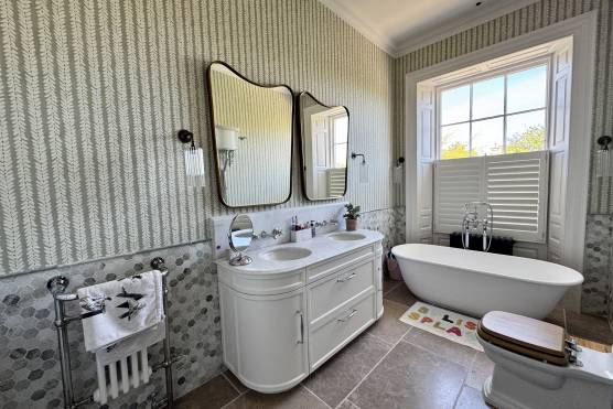3545W 49 tv shoot location house in West Yorkshire elegant bathroom with bath.jpg