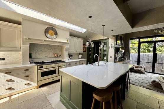 3547M 4 tv commercial location house in Manchester open plan kitchen.jpg