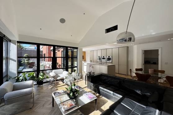 3546M 10 tv shoot location house in Manchester open plan living area.jpg