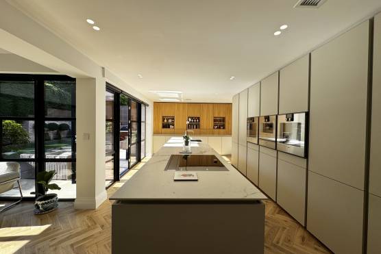 3546M 9 photo shoot location house in Manchester open plan kitchen.jpg