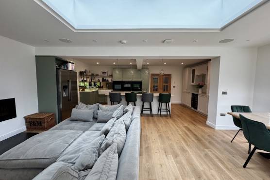 3549W 7 tv shoot location house in Leeds open plan kitchen and living area.jpg