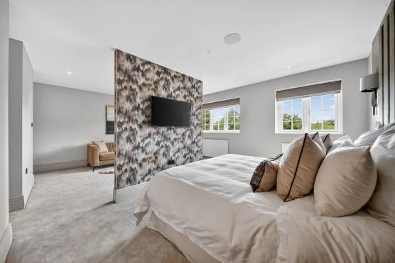 3560W 20 film location house in Leeds bedroom .jpg