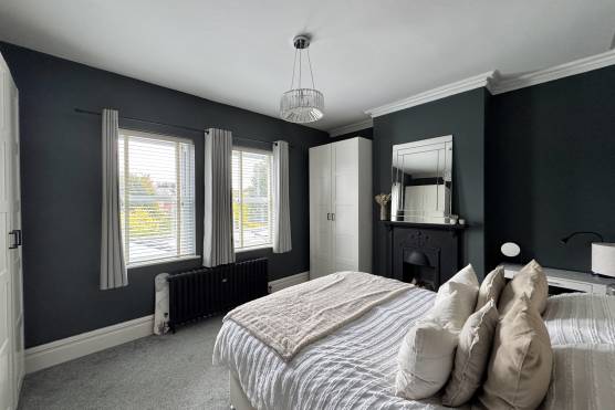 3356M 13 photo shoot location house in Manchester bedroom.jpg