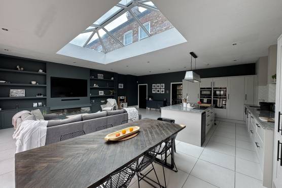 3356M 5 photo shoot location house in Manchester open plan kitchen and living room.jpg