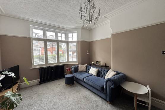 3356M 9 tv drama location house in Manchester living room.jpg