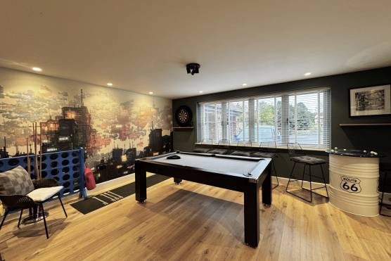 3555C 16 photo shoot location house in Cheshire living room.jpg