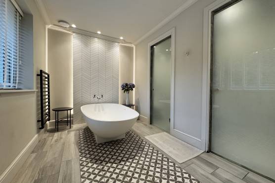 3555C 20 photo shoot location house in Cheshire bathroom.jpg