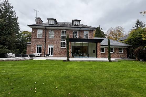 3552C 26 filming location house in Cheshire modern family home.JPG