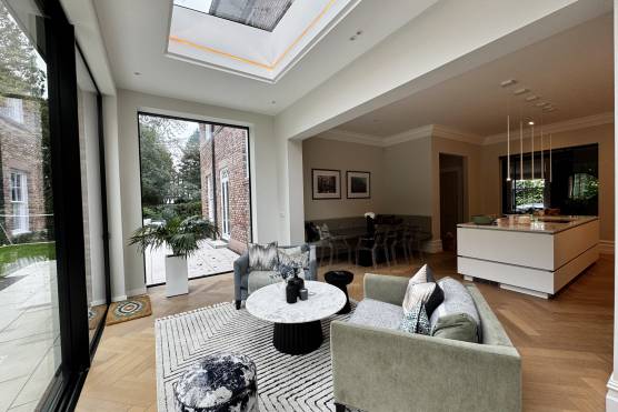 3552C 5 tv commercial location house in Cheshire open plan kitchen and living area.jpg