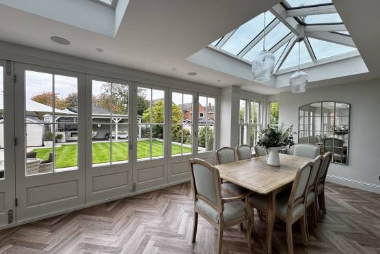 3553M 8 tv drama location house in Manchester open plan dining room.jpg